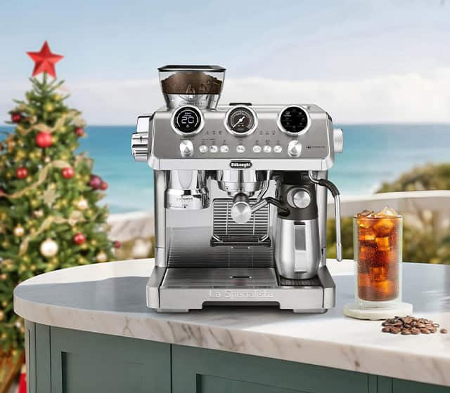 delonghi christmas bonus gift with selected coffee machines 